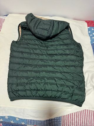 Chaleco acolchado hombre con capucha