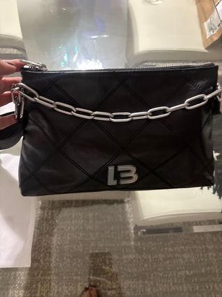 Bolso Bimba y Lola Piel Negro Usado 1 Vez