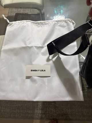 Bolso Bimba y Lola Piel Negro Usado 1 Vez
