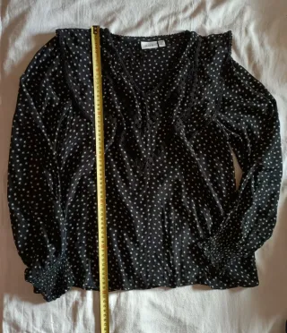 Blusa Vila negra topos blancos Talla M