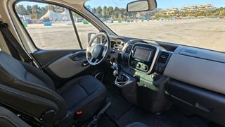 Renault Trafic 2016 Passenger edition
