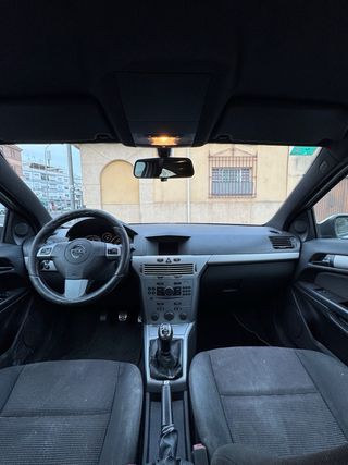 Opel Astra GTC