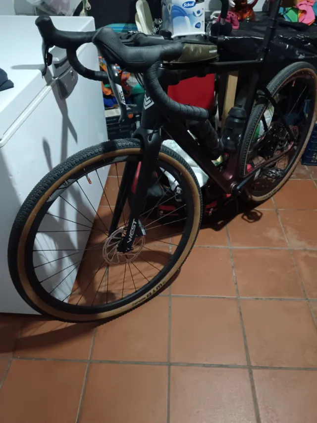 Bicicleta Gravel Megamo West