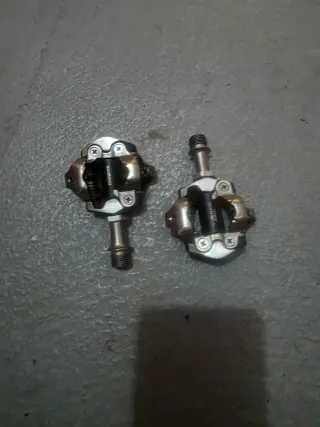 Pedales Shimano XT