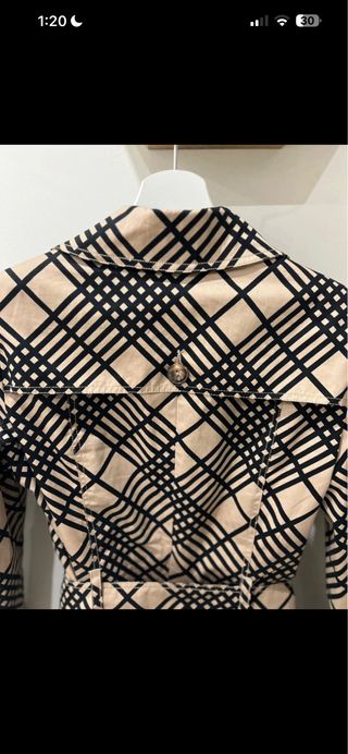 Gabardina de BLANCO cuadros beige y negro