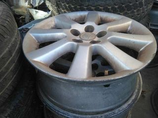 Llanta toyota avensis berlina (t25) 93261