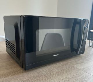 Microondas Taurus Compacto Negro