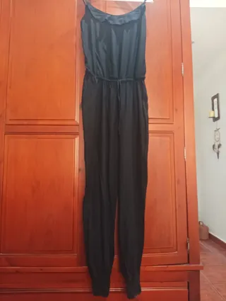 Mono negro tirantes