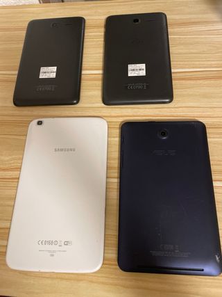 Piezas de Tablet (Negro y Blanco)