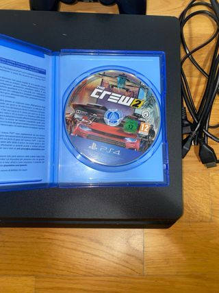 PS4 Slim 1TB + 4 Giochi e 1 Controller