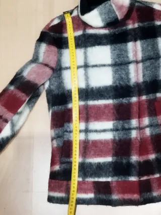 Chaqueta cuadros Zara.