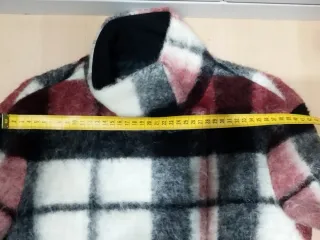 Chaqueta cuadros Zara.