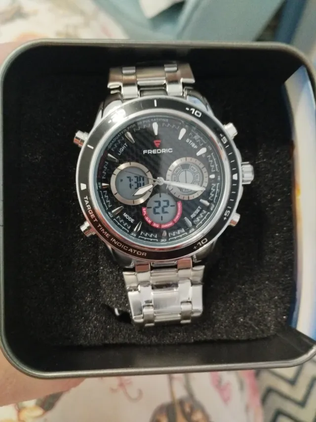 Reloj Fredric Harrison Deportivo Nuevo