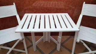 Mesa y 2 sillas de balcón de madera blanca