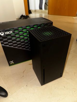 Xbox Series X 1 TB + Elite Core 2 + 2Controller 3 giochi