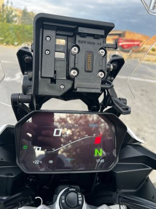 Moto BMW F900 XR limitada A2