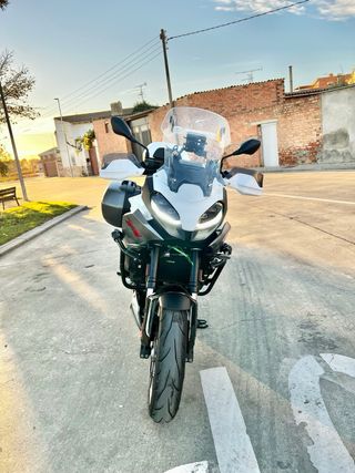 Moto BMW F900 XR limitada A2