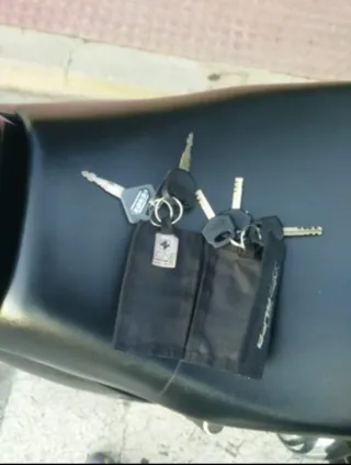 Vendo KYMCO VENOX 250cc (750€)