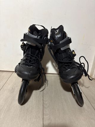 Patines KRF A3x110 Velocidad 42. Sin usar. 