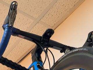 Bicicleta de carretera
CUBE carbono
TALLA 52