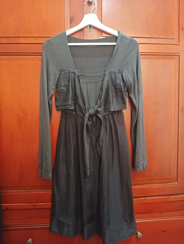 Vestido Viscosa y Tul Gris