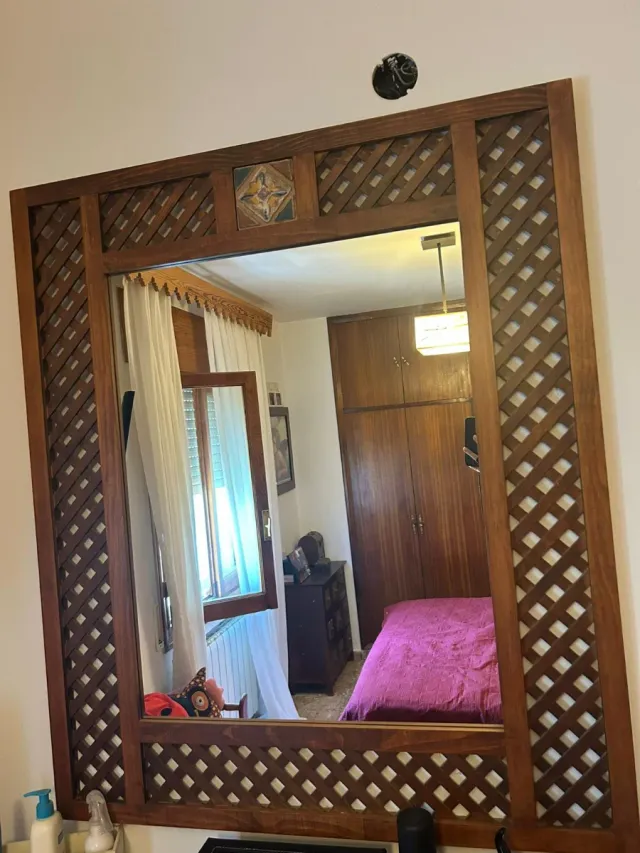 Cabecero y espejo de madera