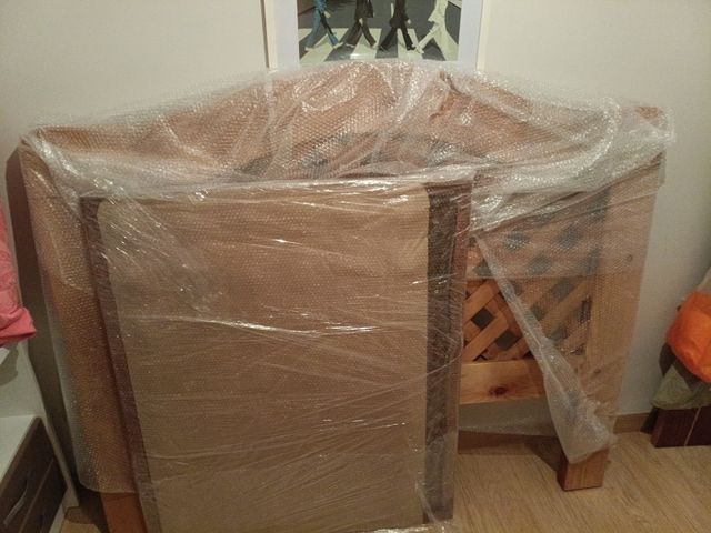 Cabecero y espejo de madera