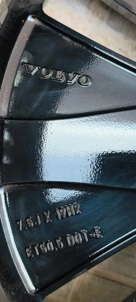 Llantas VOLVO  XC40/ XC60/ XC90  235/50 R19