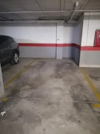 Plaza de garaje y trastero en venta