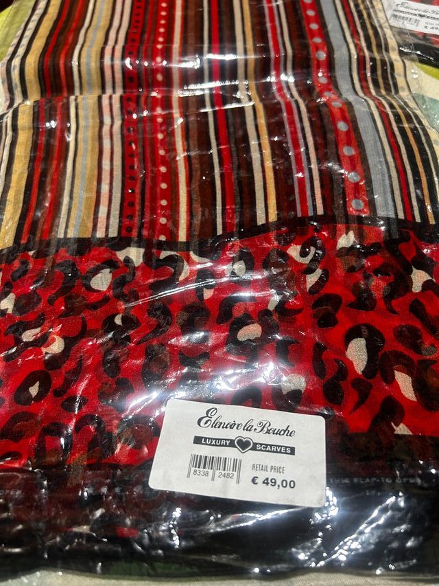 Foulard donna mai usato