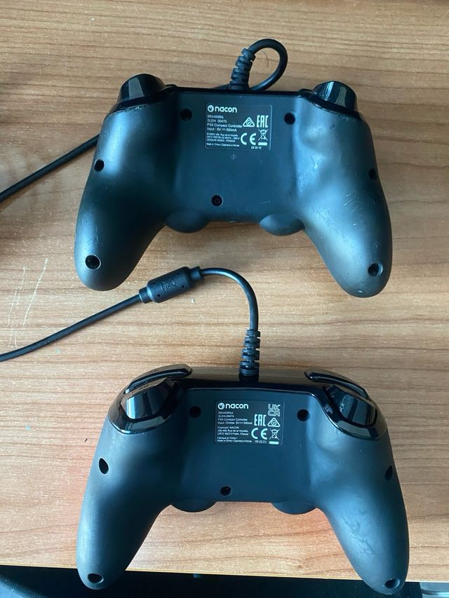 2 Mandos Nacon para PS4