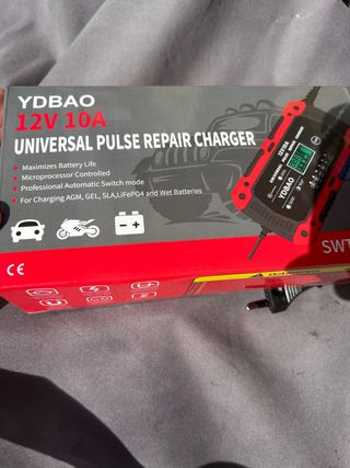 Cargador Batería 12V 10A coche / moto / camión 