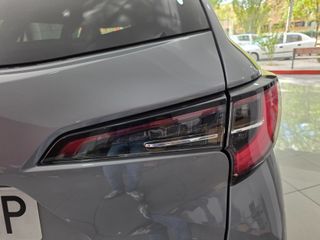 Toyota Corolla 2.0 180H STYLE E-CVT TOURING SPORT