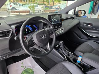 Toyota Corolla 2.0 180H STYLE E-CVT TOURING SPORT