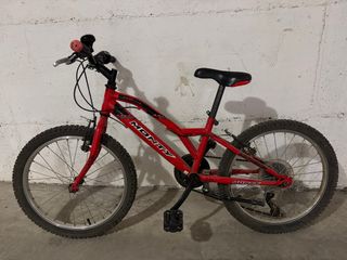 Bicicleta Monty 20 Roja
único propietario
