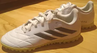 Zapatillas Adidas multitaco fútbol blancas