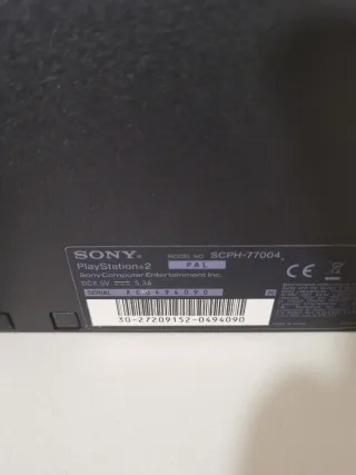 Playstation 2 con 2 Mandos y 10 Juegos
