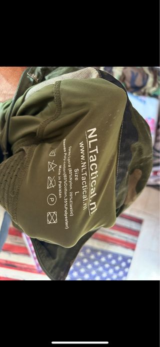 Mimetica militare verde e multicolore