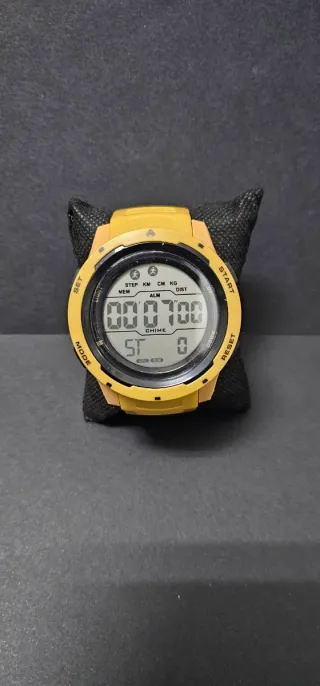 Reloj Deportivo Talla 55mm Amarillo