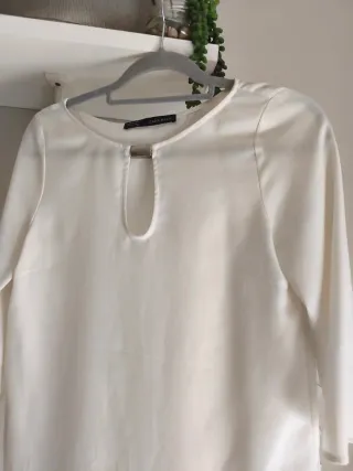 Blusa Zara blanca con escote
