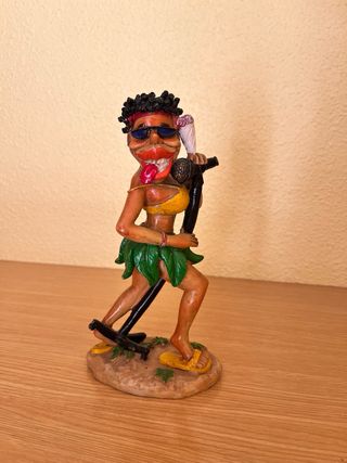 Figura Rasfari Cantante con Micrófono