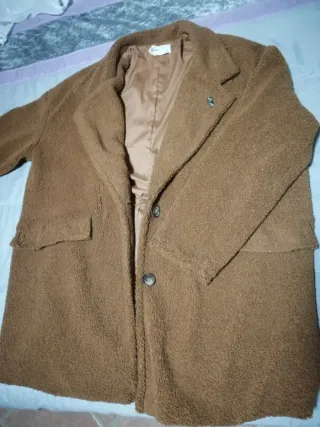 Abrigo marrón oversize elástico