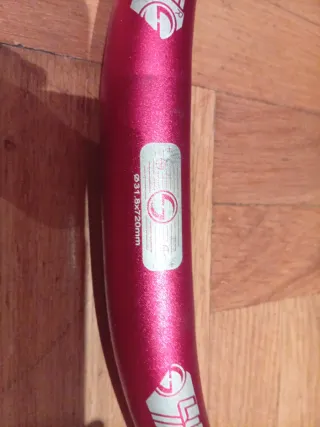 Manillar Lunje Aluminio Rojo 720mm