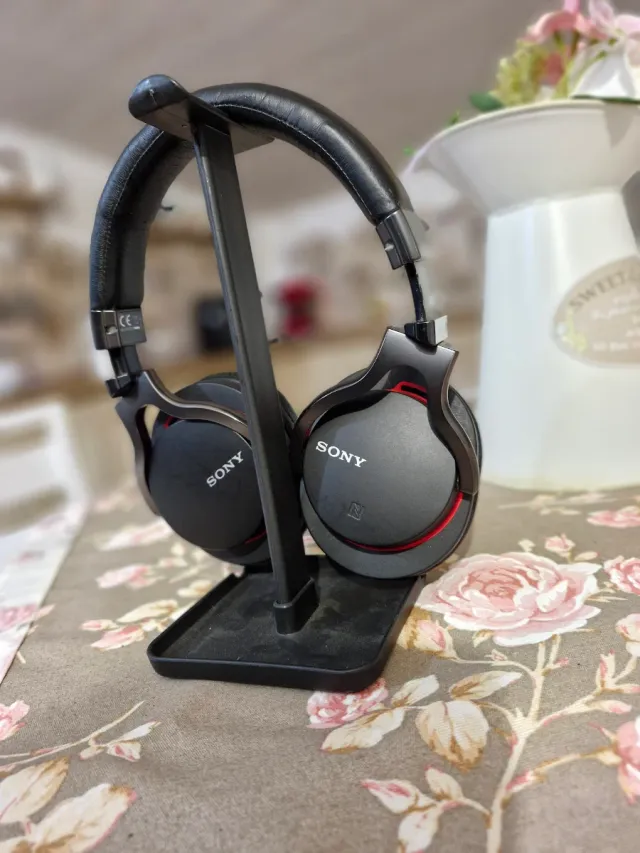 Cuffie Sony MDR-1RBT Bluetooth Nere Rosse