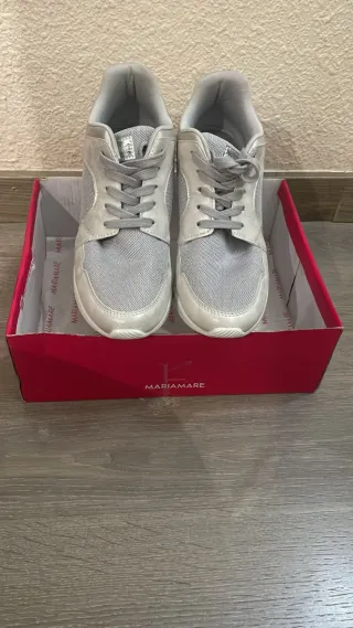 Botines MariaMare grises y plateados