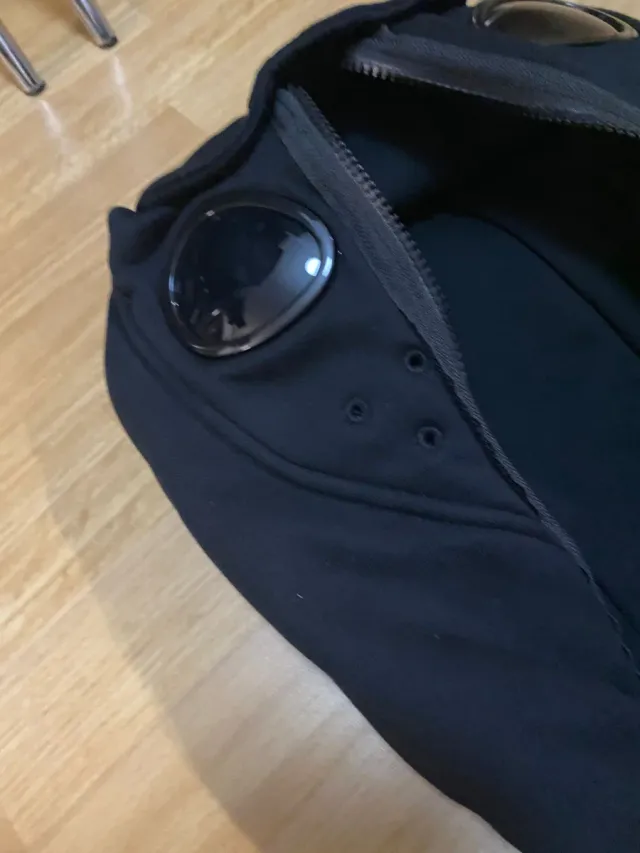 Sudadera C.P. Company Negra con Gafas