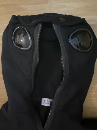 Sudadera C.P. Company Negra con Gafas