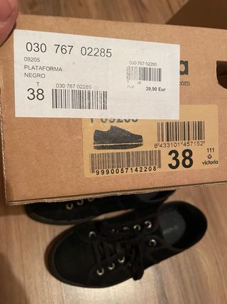 Zapatillas Victoria ante negras plataforma