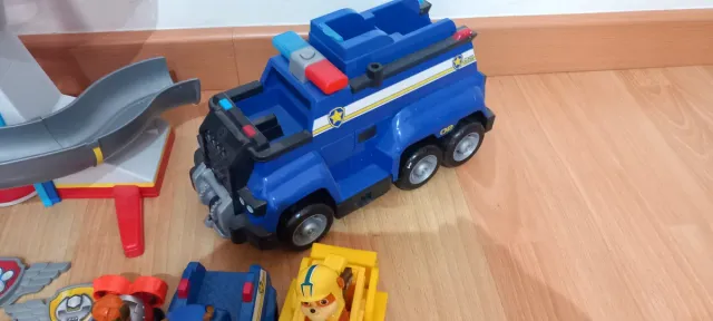 Lote Patrulla Canina: Torre, Vehículos y Figuras