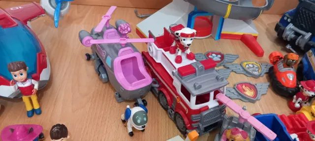 Lote Patrulla Canina: Torre, Vehículos y Figuras